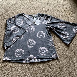 Wonderly Grey print V Neck with Bell Sleeves, Mediu